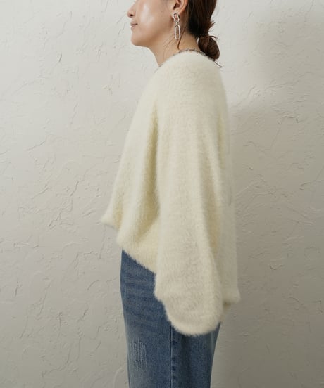 【ROSIEE】　ご予約 数量限定　バックロゴ刺繍シャギーニット