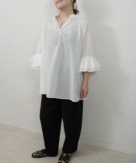 ２WAY frill blouse