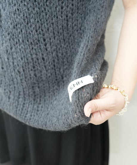 MOHAIR HAND VEST