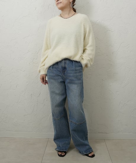 【ROSIEE】　ご予約 数量限定　バックロゴ刺繍シャギーニット