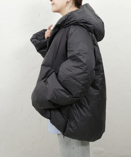 【WYTE】　ご予約 数量限定　Light Nylon Δ LINE Hooded Down CT