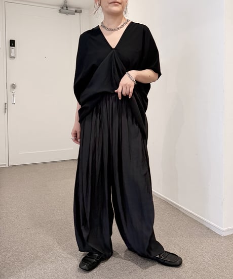 【MAISON MAVERICK】　ご予約  Back Ribbon Drape Tunic