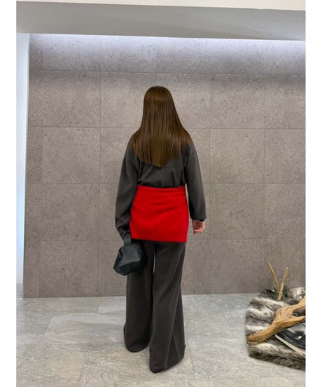 【ROSIEE】　ご予約 数量限定　ロゴ刺繍Knit