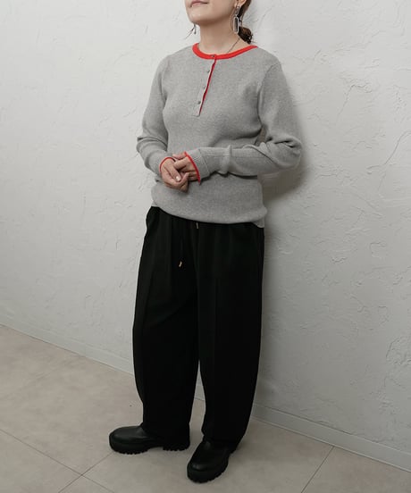 Neck color scheme henry neck knit