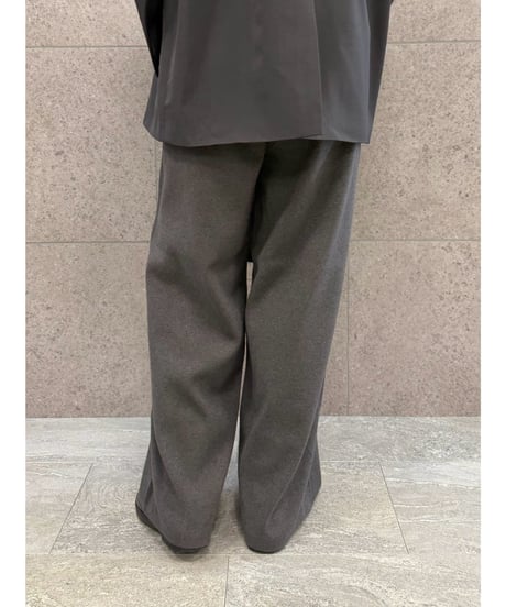 【ROSIEE】　ご予約 数量限定　美脚見えニットパンツ