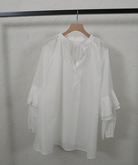 ２WAY frill blouse