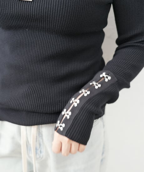 Hook Detailed Rib Turtleneck 【ラスト1点】