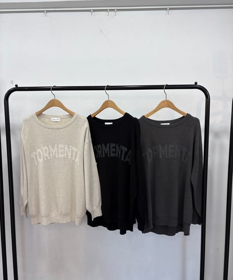 【ROSIEE】　ご予約 数量限定　ロゴ刺繍Knit
