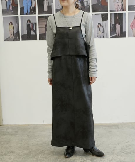 【Le Melange】　ご予約 レザーライクジャージーストレートスカート