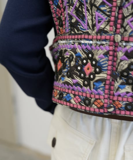 【Le Melange】　ご予約 ミラー刺繍ベスト