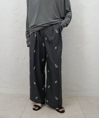 Tiny floral pants【ラスト2点】