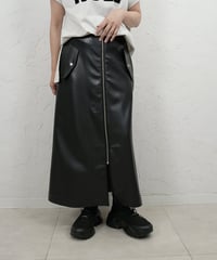 Strech eco leather　skirt
