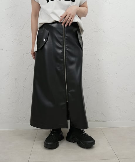Strech eco leather　skirt