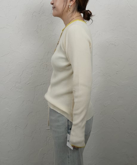 Neck color scheme henry neck knit
