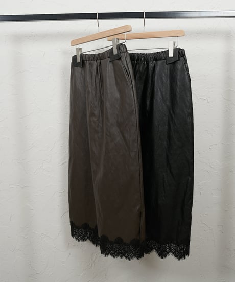 Hem race leather　skirt