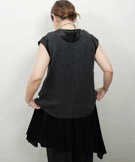 MOHAIR HAND VEST