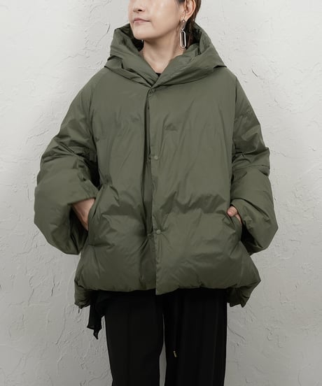 【WYTE】　ご予約 数量限定　Light Nylon Δ LINE Hooded Down CT