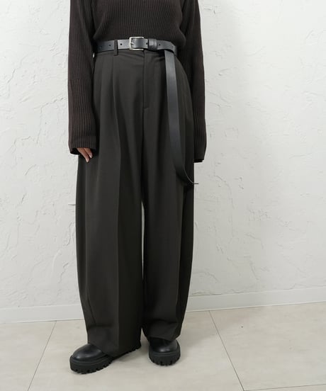 "PRIORITY ×Liren別注size！" 2tuck  curvy pants