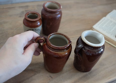 Stoneware Pots（数量4）