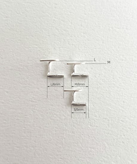 Twig pierced earring