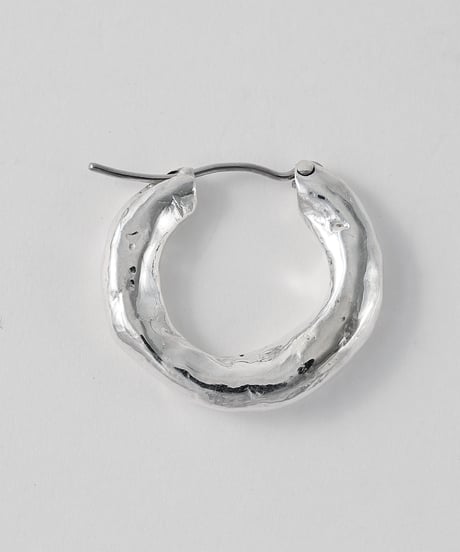 Liquid pierced earrings
