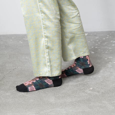 BLURRED CHECK PRINT SOCKS 26cm～28cm/TRICOTÉ