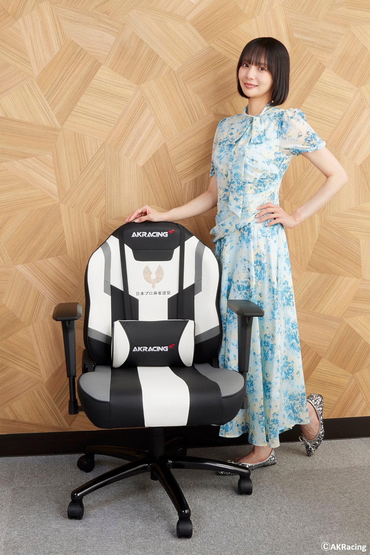 makoチェア 組立式・日本プロ麻雀連盟モデル】AKRacing MJ Grey｜麻雀用ローバック