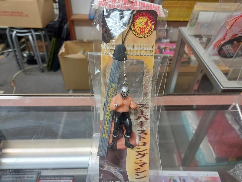 スーパー・ストロング・マシン フィギュアストラップ | プロレス