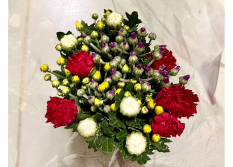 【 9月お彼岸 】４本組仏花束　70束入　スリーブ付き【285円/束】T-4N-1