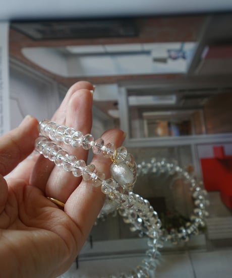 clear glas necklace