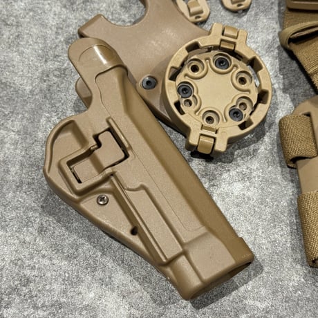 官給品 Serpa TAC B92 USMC キット M9 2011年製 右用