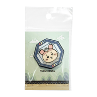 海外ちいかわグッズ CHIIKAWA in KOREA ピンバッジ【古本屋】