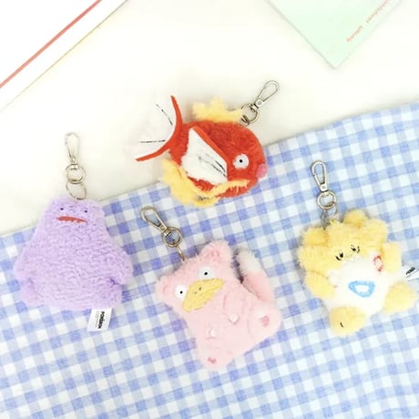 海外ポケモングッズ ポケモン × 3RD ROUND 韓国限定 ぺたんこぬいぐるみ 【トゲピー・メタモン・コイキング・ヤドン】