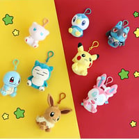 海外ポケモングッズ ポケモン × 3RD ROUND 韓国限定 キューティーポップ カラビナ付きマスコット 【ピカチュウ・ゼニガメ・イーブイ・カビゴン・ルカリオ・ポッチャマ・ミュウ・ニンフィア】