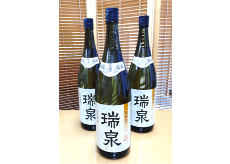 漏れなし塾生用（止水テスト済み）≪蓋なし、付属品なし≫繩巻耳壺3升甕カメ！沖縄の土で作る本場泡盛古酒（ウィスキー、焼酎などの蒸留酒を熟成）