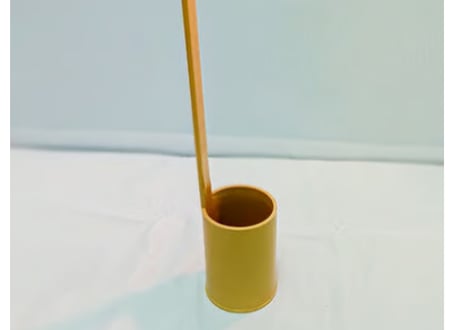 甕つぼ用ひしゃく（壺中身をすくう）プレスチック性のオーソドックスタイプ