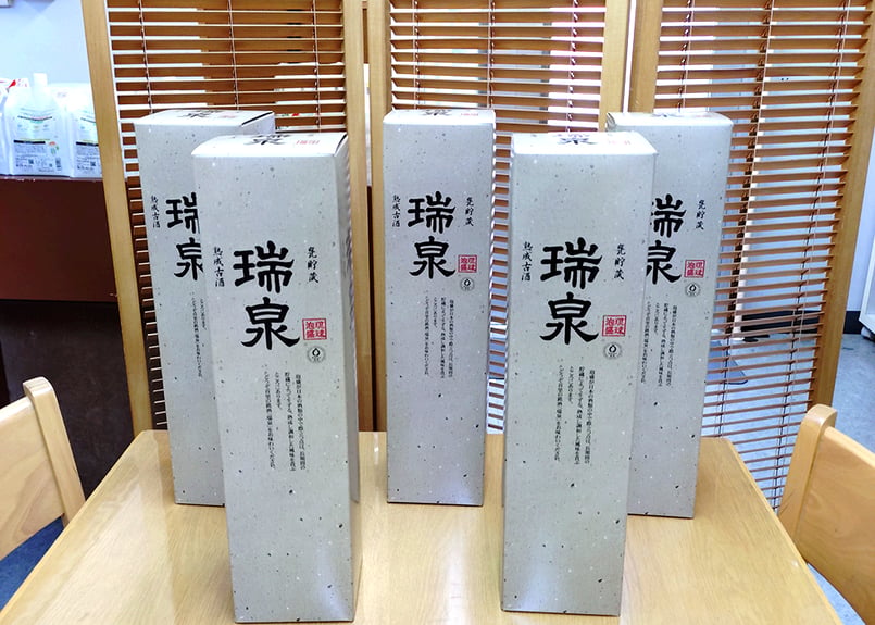 漏れなし塾生用＿≪レーザー加工付、付属品セット≫龍盛壺5升甕（縄