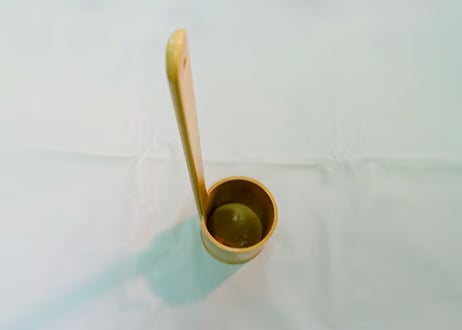 甕つぼ用ひしゃく（壺中身をすくう）プレスチック性のオーソドックスタイプ