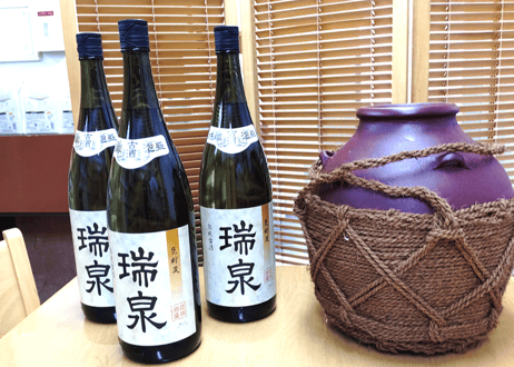 3升＿瑞泉甕貯蔵古酒1,800ml (43度/3年古酒/1,800ml)×3本　瑞泉が誇る本格カメ貯蔵による熟成古酒