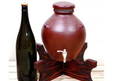 漏れなし塾生用（止水テスト済み）2升焼酎サーバー耳付壺甕カメ（縄なし）蓋を開けなくても飲める。普段使いからイベント事に！沖縄の土で作る本場泡盛古酒（ウィスキー、焼酎など熟成）