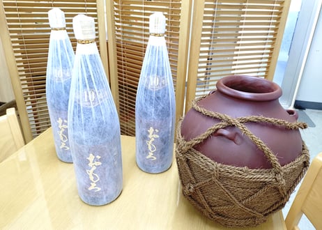 3升＿おもろ10年1,800ml ×3本(43度/十年古酒/1,800ml×3本)瑞泉が誇る「おもろ」シリーズの10年古酒
