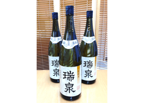 漏れなし塾生用（止水テスト済み）≪蓋つき、付属品なし≫繩巻耳壺3升甕カメ！沖縄の土で作る本場泡盛古酒（ウィスキー、焼酎などの蒸留酒を熟成）