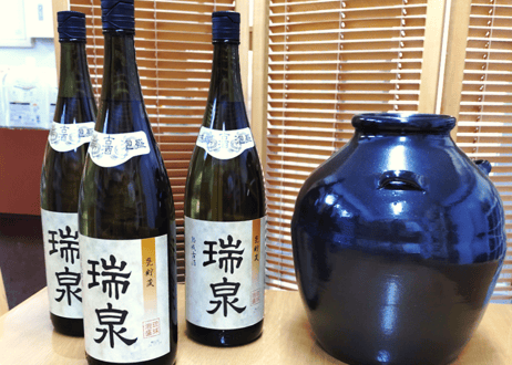 3升＿瑞泉甕貯蔵古酒1,800ml (43度/3年古酒/1,800ml)×3本　瑞泉が誇る本格カメ貯蔵による熟成古酒