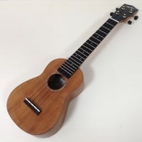 millar(ミラー)　CE-210L-2　ソプラノロングウクレレ　チェリー単板