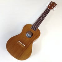 Famous(フェイマス) 　FC-5G 　コンサートウクレレ　ハワイアンコア　日本製