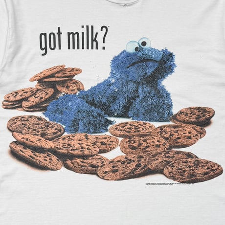 SESAME STREET COOKIE MONSTER GOT MILK? WHITE FRUIT OF THE LOOM LARGE 3317