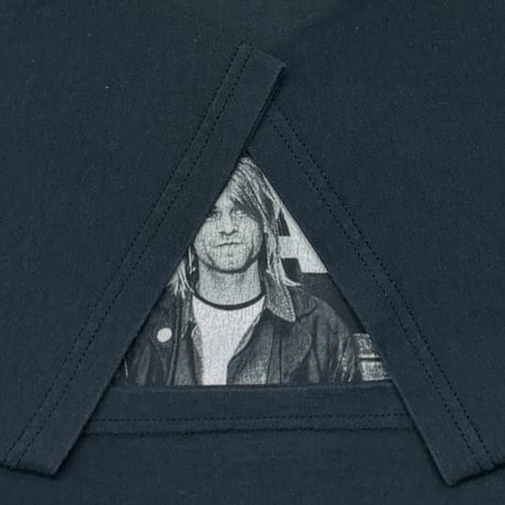 NIRVANA	KURT COBAIN TEENAGE 2002 END OF MUSIC BLACK ANVIL LARGE 6940