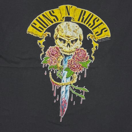GUNS N' ROSES 1991 FRONT SKULL SWARD BACK RED TEXT BROCKUM XL 0764
