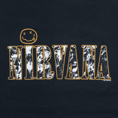 NIRVANA TEXT LOGO WITH SMILE BLACK XL 8443