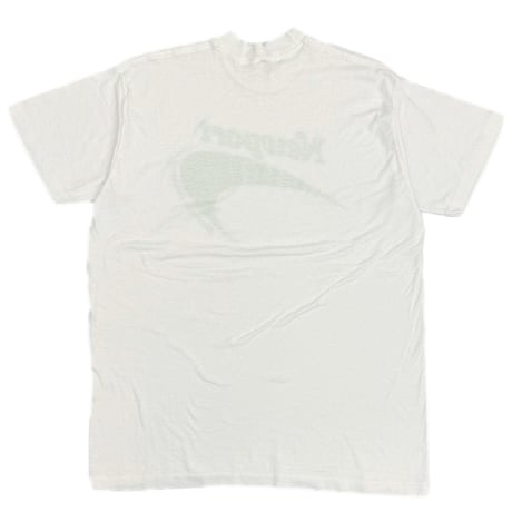 Newport GREEN TEXT WHITE XL 2389